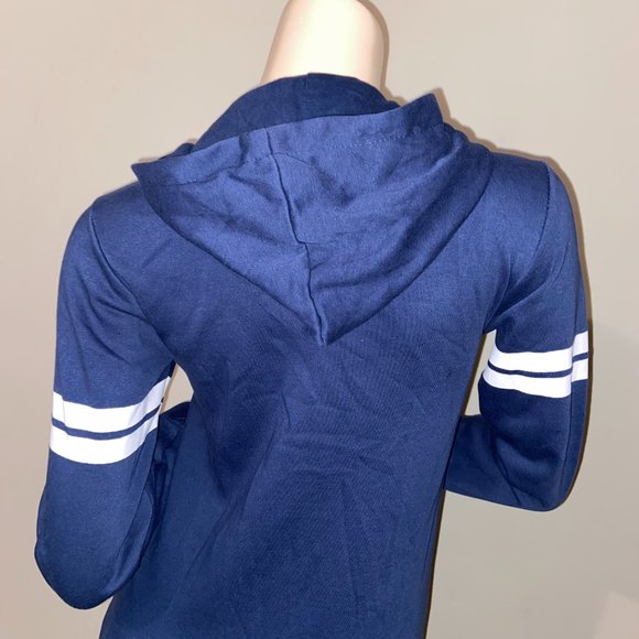 True Religion Women's Zip Up Hoodie - M - Picture 7 of 12